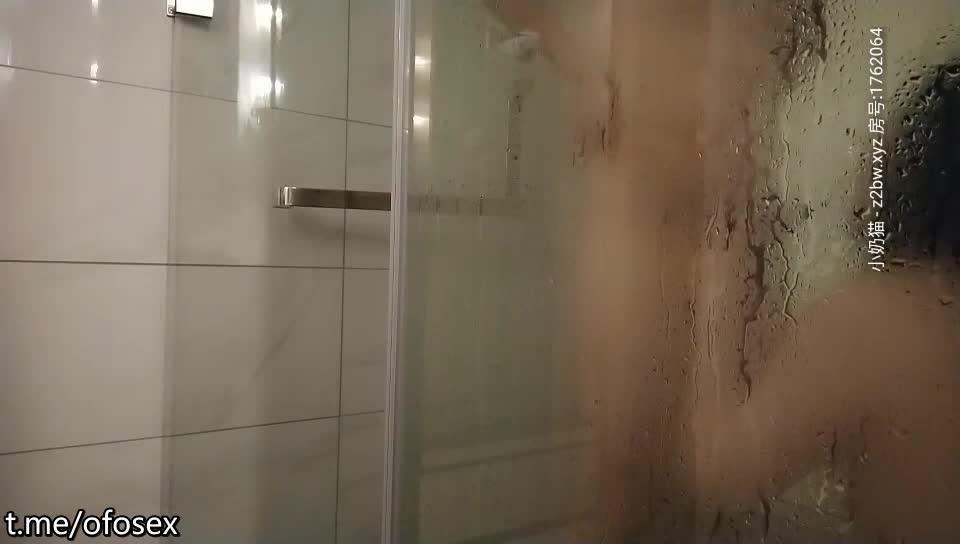 可乐探花，微信约炮良家少妇