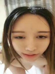 高颜值长发妹子情趣装黑丝自慰诱惑，给炮友舔弄口交扣逼搞完再用道具震动，掰穴呻吟娇喘非常诱人