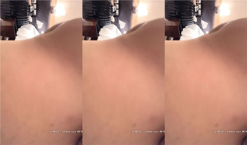 红内裤战神震撼回归，3500高端外围女神继续，美乳翘臀白嫩小仙女肆意蹂躏