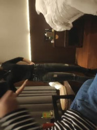 【中国人不骗中国人】，精品小少妇，共同探讨穿搭技巧，舌吻啪啪抠穴，风情万种骚气逼人，超清设备偷拍