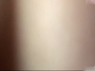 gc风骚人妻趁老公出差陌陌约炮偷情 被操的满脸通红