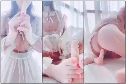 最美推特网红少女『恶犬』4月新作-透明制服 咖啡女仆 漂亮美乳 粉嫩浪穴 骑乘呻吟