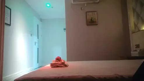 小马寻欢按摩店内寻欢