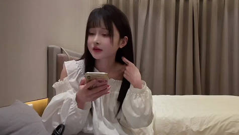 杏吧原创・约炮乖巧温柔长相甜美的美少女・鸠摩智