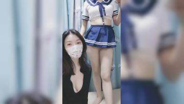 二零二三十二月十_黑白两尤物