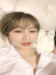 77和瑶瑶新人萌妹和大屁股闺蜜一起自慰秀，浴室洗澡震动棒特写抽插跳蛋震动喷水-2