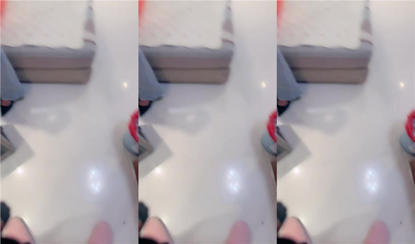 美团上买了个假阳具 女外卖员送货上门进行勾引，直接推到一顿狂艹内射