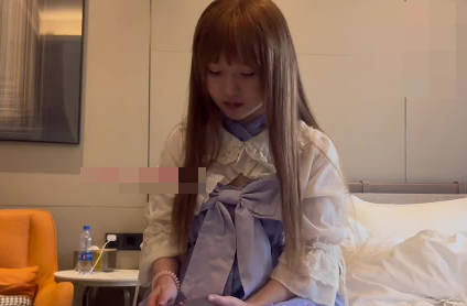 杏吧原创.今天约了一个洛丽塔的可爱妹妹-建材王哥