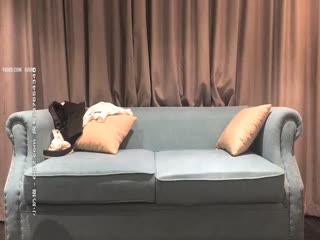 【龙一探花】今夜约操清秀21岁兼职小美女，沙发上抠穴口交肆意玩弄，超清晰视角展示