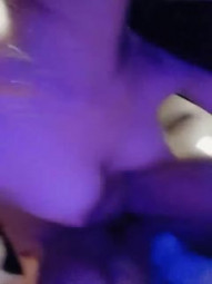 震撼户外一姐地位 高颜值美女【万人迷】真实勾搭穿校服的学生玩车震啪啪 全裸爆操内射无毛粉穴