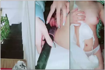 极品高颜值网红美女黑色性感内衣身材超火辣不断扭动让人欲罢不能