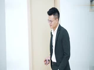 毒枭淫乱派对诱惑双飞操