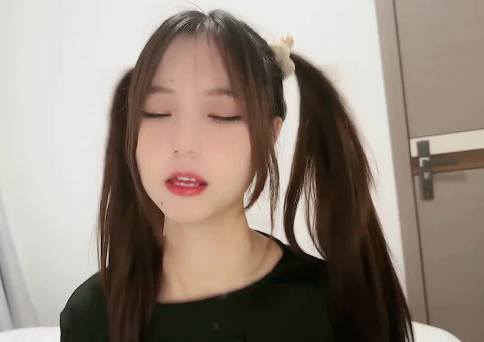 91茄子.线下约会学妹迟到后的忄生惩罚