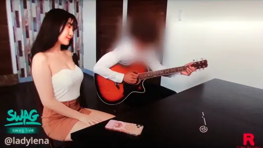 巨乳音乐老师课后辅导被硬上 禽兽校长办公室狂抽猛插浪叫不断