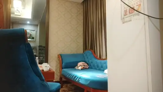 漂亮良家人妻 你偷拍我弄死你 啊不要菊花痛 为什幺不关灯 白酒喝多了老是怀疑被偷拍 逼操的超猛还被插了菊花 内射