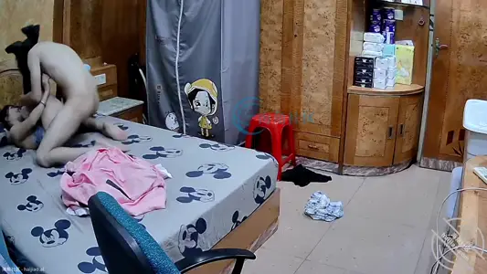 顶级NTR夫妻【绿帽之王的王】钻石贴，醉醺醺老婆扮狗叫，问啥答啥很配合最后颜射