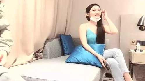 高颜值气质苗条妹子返场啪啪，互摸掰穴口交上位骑乘...