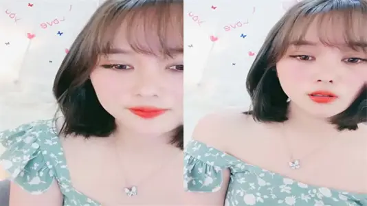 短发美女初下海大红唇甜美长相