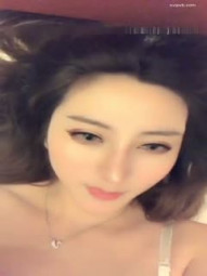 颜值气质超一流的高颜值漂亮大美女和土豪大屌哥各种姿势激情啪啪不仅人美还长了个极品蝴蝶穴粉嫩嫩的