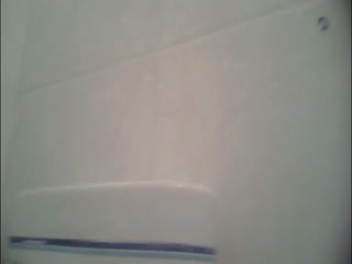 喷血推荐-豪华套房11月偷拍气质漂亮的短发美女被男友抽插要射时突然不让干了,担心太猛把套干破