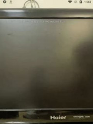 一双筷子般的美腿甜美小美眉，身材一级棒，把她灌醉了再操她 (1)