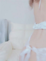 腰细美乳红唇淫骚美少妇情趣装高跟鞋，拨开内裤揉搓逼逼几下就出水，翘起美臀道具小JJ后入抽插，毛毛浓密非常诱人