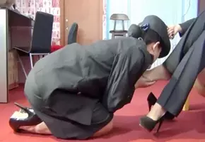 【女王】美女警花调教新入职高颜值实习警校学妹