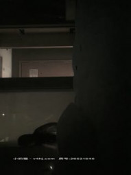 乖乖女穿上连体黑丝，那个叫极品啊，还会一字马，赶紧解锁技能