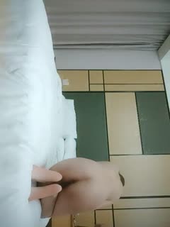 2021_11_27，【 干净利落 】，探花一哥，颜值冠压全场，外围女神，温婉可人，一对极品大白兔，粉嫩鲍鱼69抽插，精彩万分