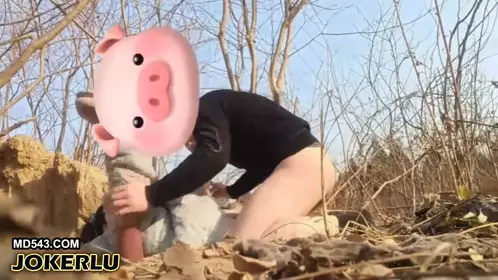 初入冬把嫂子拖进田地干一炮