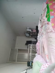 【大内密探008】，真实偷情，离异良家情人，小少妇被抠逼乱扭，无套内射，精液溢出