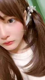 新人下海，可爱的小美女，【泡芙小狗】，在学生宿舍里，四下无人之际，露出极品美乳，少女的粉穴