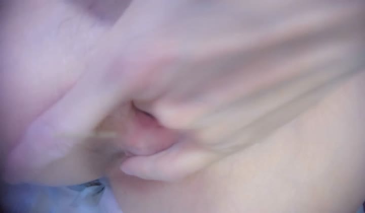 重磅福利瞳孔最新VIP收费视频零距离高清小粉穴抠逼特...