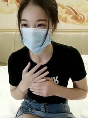 高质量C罩杯粉粉乳房  娇喘声声勾魂摄魄  极品骚货必须满足