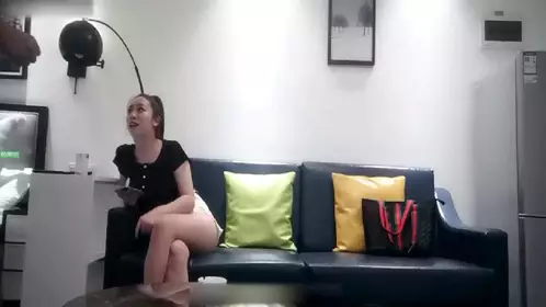 小宝寻花腰细胸大说话嗲嗲妹子，舌吻摸奶口交舔弄 特写掰穴擡腿侧入被操的啊啊啊直叫