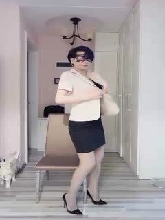 陈导探花约了个短裤性感大奶妹子