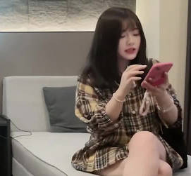 约炮高冷皮肤超级白嫩的小姐姐-洪七